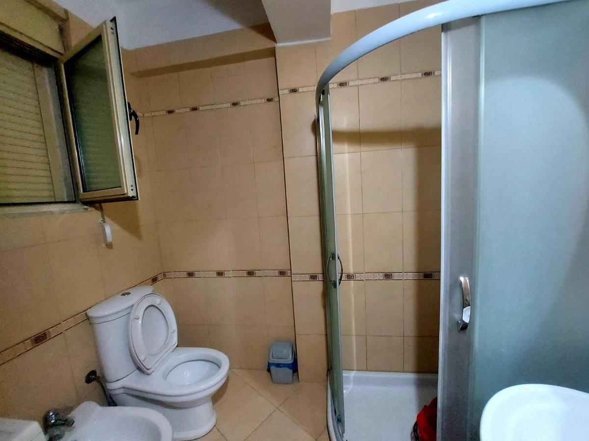 Seaside View 1 Apartment Vlore Ngoại thất bức ảnh