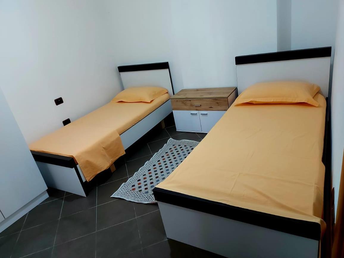 Seaside View 1 Apartment Vlore Ngoại thất bức ảnh